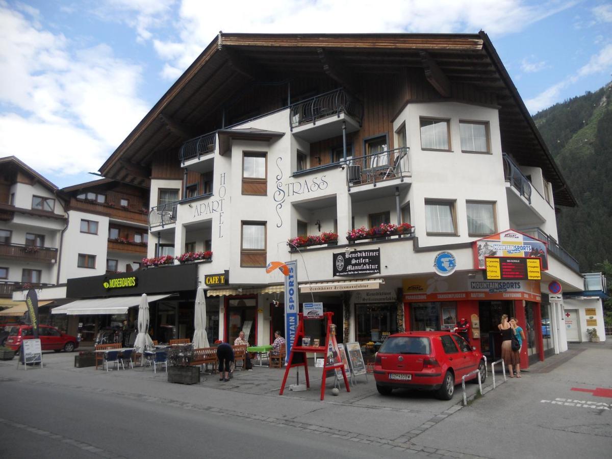 Strass- Aparthotel Mayrhofen Luaran gambar