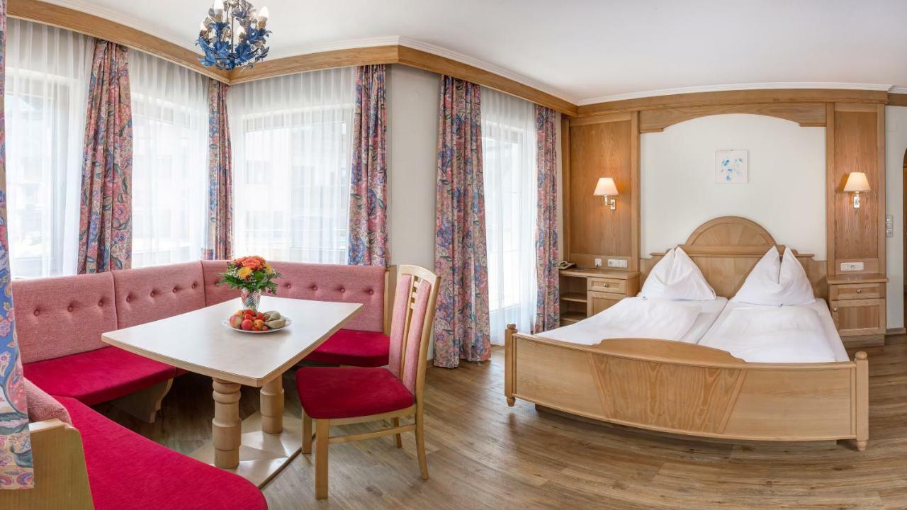 Strass- Aparthotel Mayrhofen Luaran gambar
